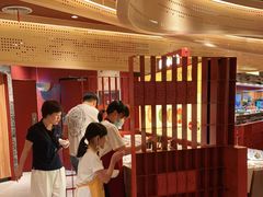 等位区-巴奴毛肚火锅(龙湖锦艺城店)