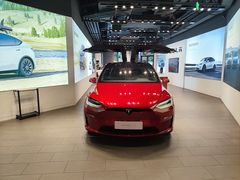 -TESLA 特斯拉(上海太古汇体验店)