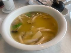 金汤珍菌花胶汤-衡山汇·高级粤菜(霄云路店)