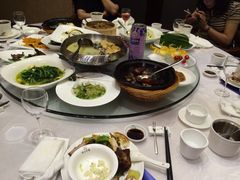 -双子楼大酒店(城开国际写字楼店)