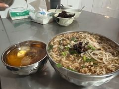 -正宗杨记普洱酸醋米线(总店)