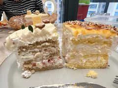 -半勺舒舒生日蛋糕店