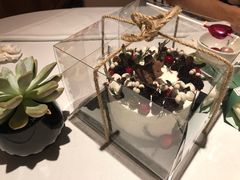 -小苍兰风铃草·礼物蛋糕(沈阳店)