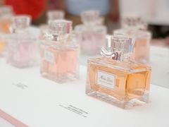 -Dior迪奥(上海世茂广场店)