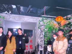 -荒岛实景沉浸密室(江汉路1店)
