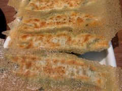 素三鲜锅贴-春水锅贴·传统鲁菜(大明湖店)