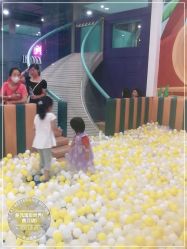 -多元宝贝世界(曲江彩虹谷店)
