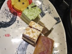 -阪尚皇·原切牛排·烤肉火锅自助(北京路店)