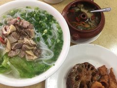 -桥香园云南过桥米线(金马碧鸡店)