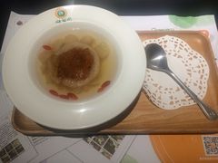 桂花冰糖雪梨炖桃胶-绿茵阁(体育西分店)