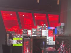 -ROG玩家国度(美罗城店)
