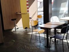 -麦当劳(国家体育场南路店)