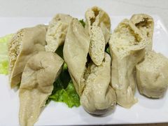 -贵府酸汤牛肉火锅·贵州老字号(飞山街店)