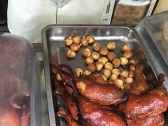 鹌鹑蛋和熏鸡腿-壹条龙饭庄台基厂店