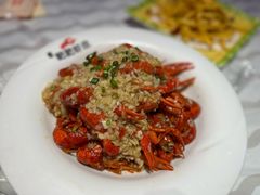-肥肥虾庄·金牌油焖大虾(首义路店)