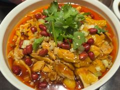 -川流不息·地道川菜·小龙虾(松东路店)