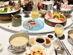 -红鼎豆捞·非遗鲍皇汤火锅(宝丰路店)