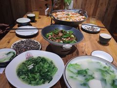 -老滇山寨•云南特色菜•地方菜•民族风情歌舞表演(金碧店)