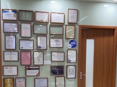 -茂菊口腔连锁(浦东南路店)