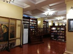 -果戈里书店