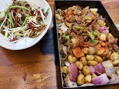 -老东镇啤酒屋海鲜加工·蒸汽海鲜·海鲜烧烤(台东店)