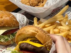 -The Habit Burger Grill 哈比特汉堡(复兴soho店)