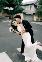 -雪中彩影婚纱摄影·微光艺术中心