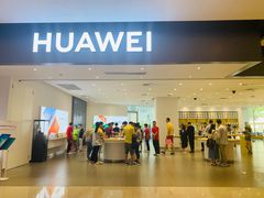 -华为授权体验店(中山公园来福士)