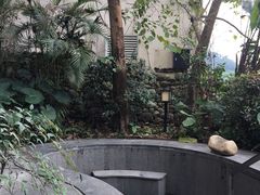 -龙山酒店温泉