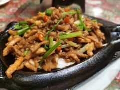 芹菜炒肉-老字号农家宴