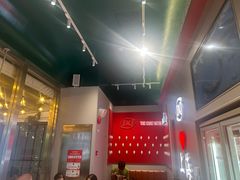 -DQ·蛋糕·冰淇淋(大宁国际商业广场店)
