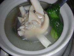 极品菌菇煲-东兴楼饭庄(六里桥店)