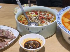-巴依兄弟西域美食(机场店)