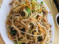 炒粉-杭州小笼包