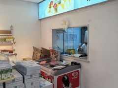 -绿姿鲜奶烘焙(世南西路店)
