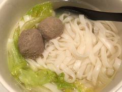 潮州牛肉丸汤河粉-MR鹅外