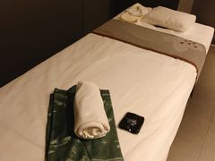 -Let’s Relax Spa(Siam Square One)
