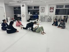 -Flow巴西柔术拳击泰拳馆