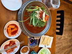 -喇喇排骨火锅·传统韩式脊骨汤(望京西园总店)