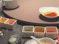 -左庭右院鲜牛肉火锅黑金店(陆家嘴中心店)