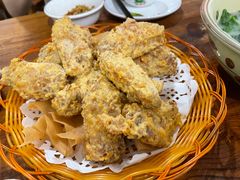 咸蛋黄鸡中翅-南记食粥坊·宵夜大排档(卫国路店)