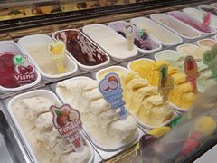 -MADO冰淇淋咖啡馆(淘金店)