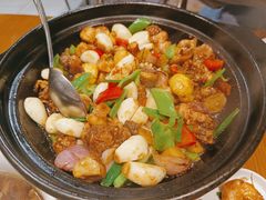 啫啫秘制鸡煲-汤和好天气 粤菜小馆(鸳鸯店)