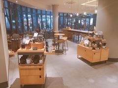 大堂-星巴克(深圳龙岗天安数码城店)