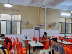大堂-阿阳牛腩腌面店