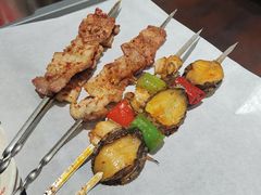 -鸭绿江海鲜烧烤大排档(杏林街店)