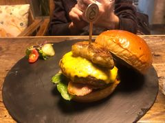 -HIGH FIVE哈福手工汉堡(桂林路店)