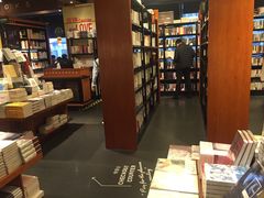 -西西弗书店&矢量咖啡(万象城店)