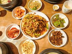 -长寿参鸡汤(朝韩风情街店)