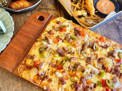 -HIGH FIVE哈福手工汉堡(桂林路店)